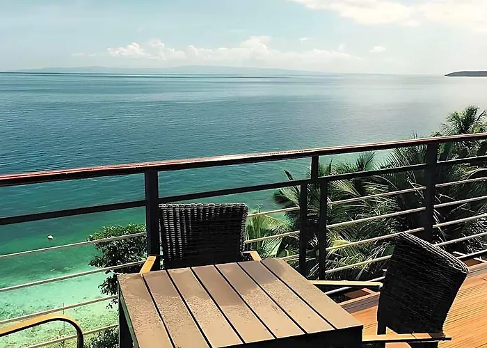 Seafari Oslob Hotel