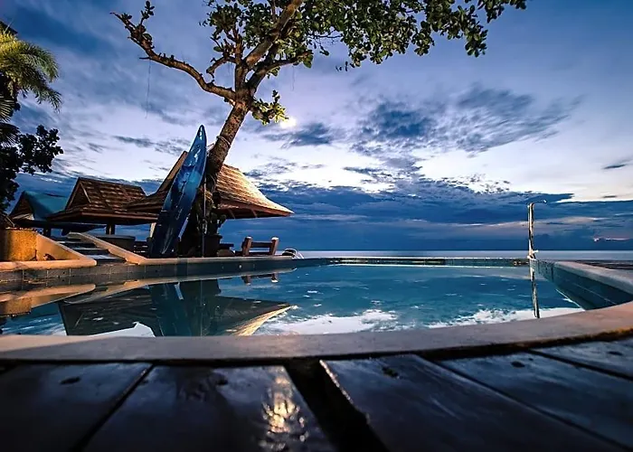 Seafari Oslob Hotel