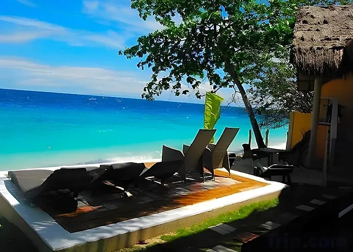 Hotel Seafari Oslob