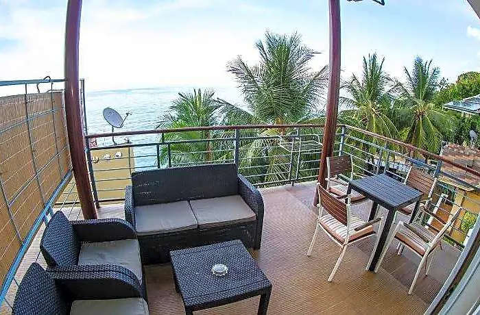 Seafari Oslob 3*