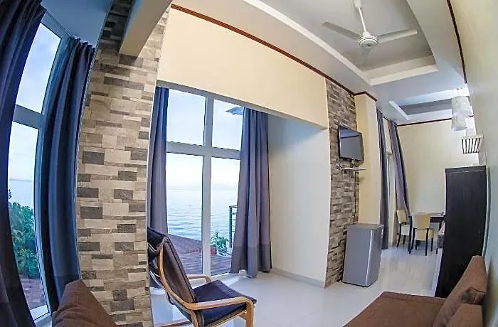 Hotel Seafari Oslob 3*